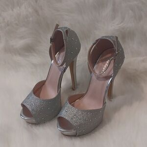 Celeste silver glitter rhinestone peep toe heels (Alle-05 )size 9